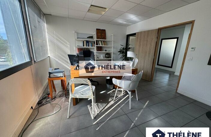BUREAUX à VENDRE — photo 2