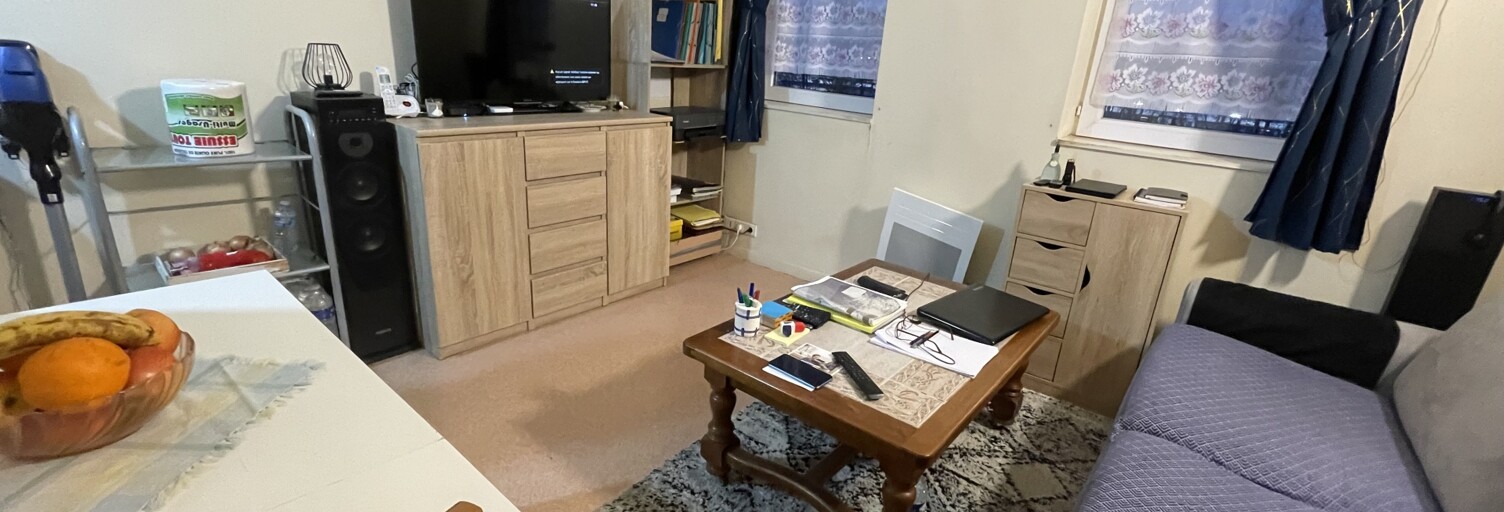 Appartement 1 Pièce 20 m² à vendre à Pontoise (95300)