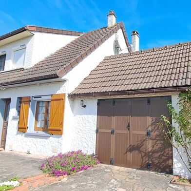 Maison 4 pièces 305000 €