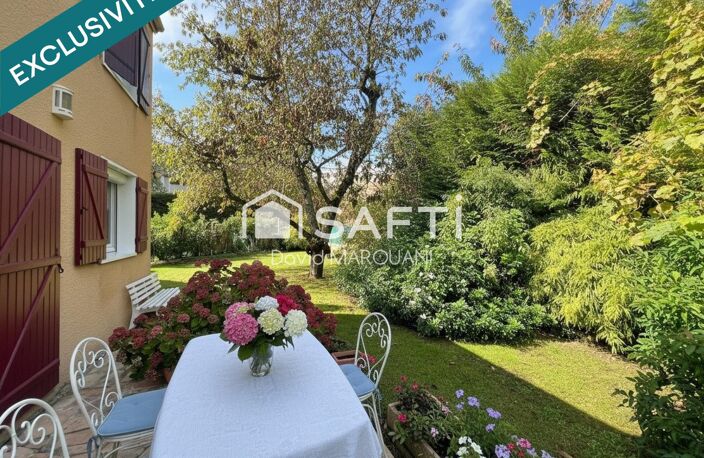 Maison familiale spacieuse avec jardin et garage — photo 2