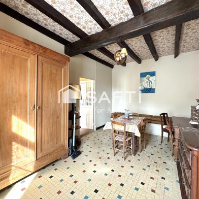 Maison 8 pièces 95800 €