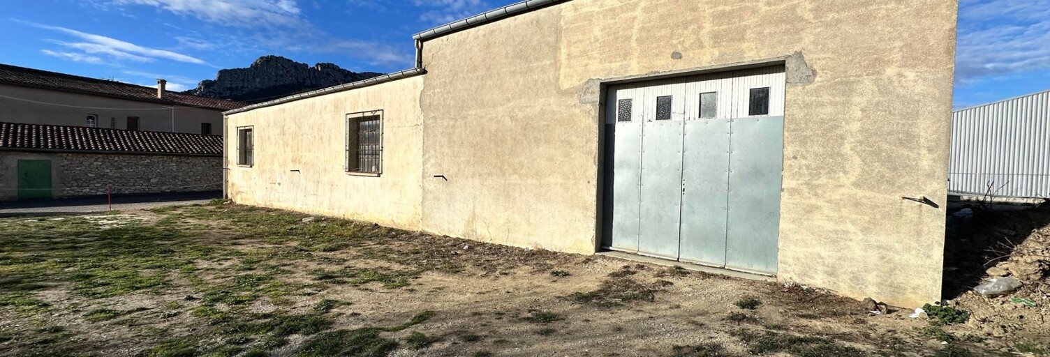 Garage  200 m² à vendre à Saint-Paul-de-Fenouillet (66220)