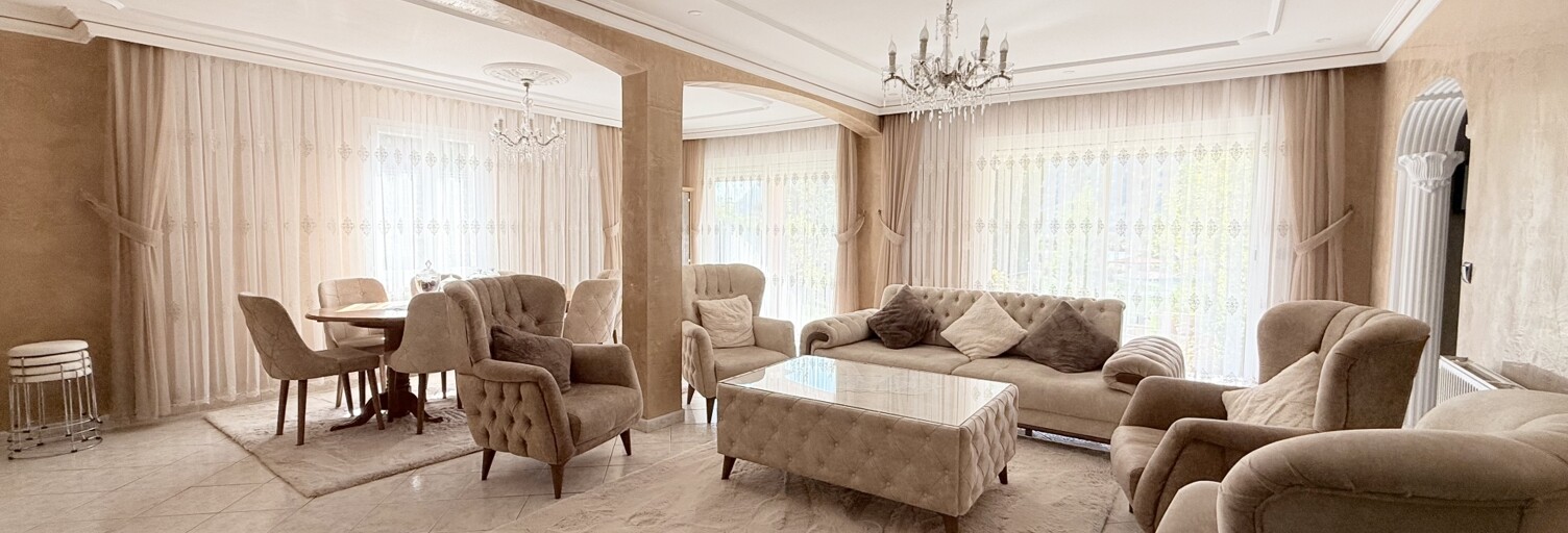 Maison 5 Pièces 153 m² à vendre à Digne-les-Bains (04000)