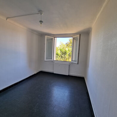 Appartement 3 pièces 108000 €