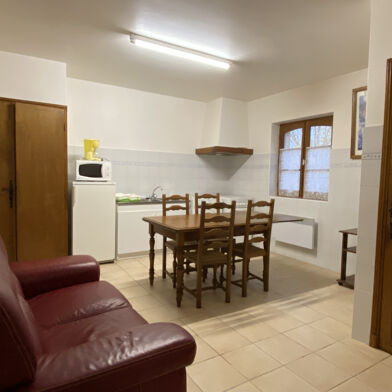 Appartement 3 pièces 570 €