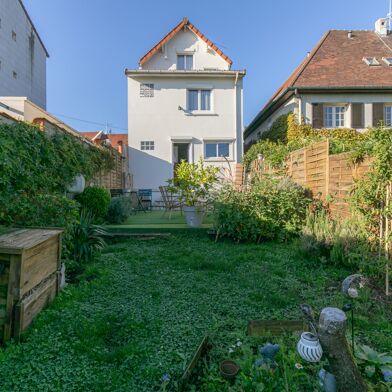 Maison 5 pièces 549000 €