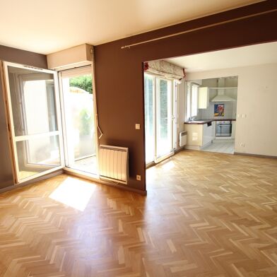 Appartement 2 pièces 1300 €
