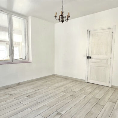 Appartement 3 pièces 129000 €