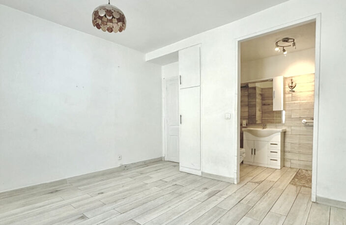 Appartement alliant confort et praticité au coeur d'Alès — photo 4