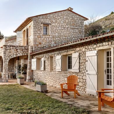 Maison 6 pièces 995000 €
