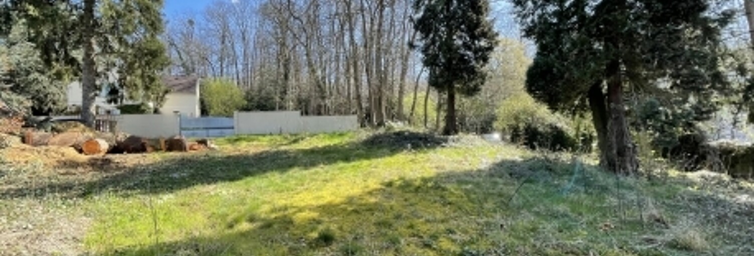 Terrain  1707 m² à vendre à Béthemont-la-Forêt (95840)