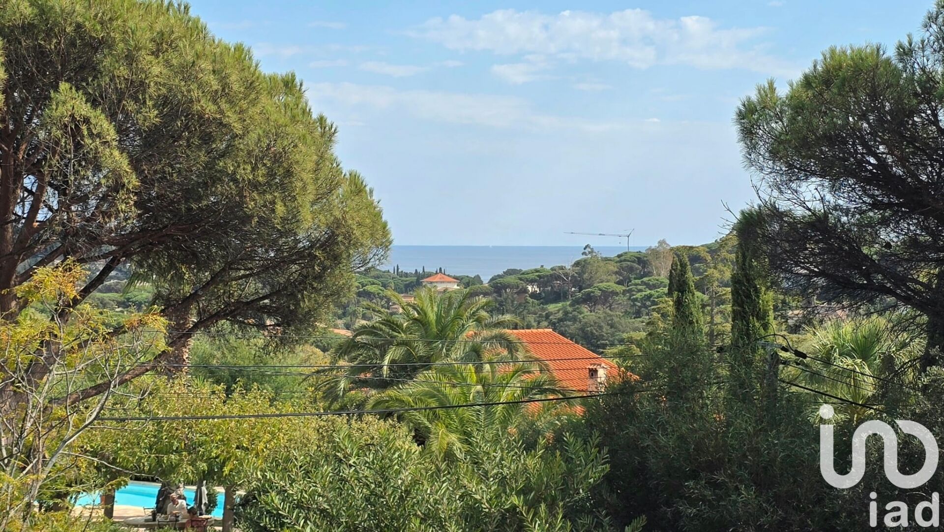 Roquebrune-Sur-Argens - 170m² - 6p. - 4ch.