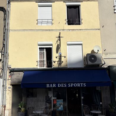 Immeuble  215000 €