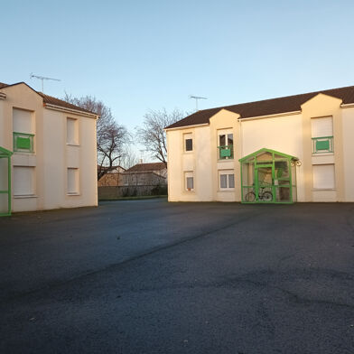 Appartement 2 pièces 484 €