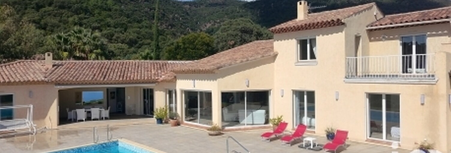 Maison 7 Pièces 352 m² à vendre à Cavalaire-sur-Mer (83240)