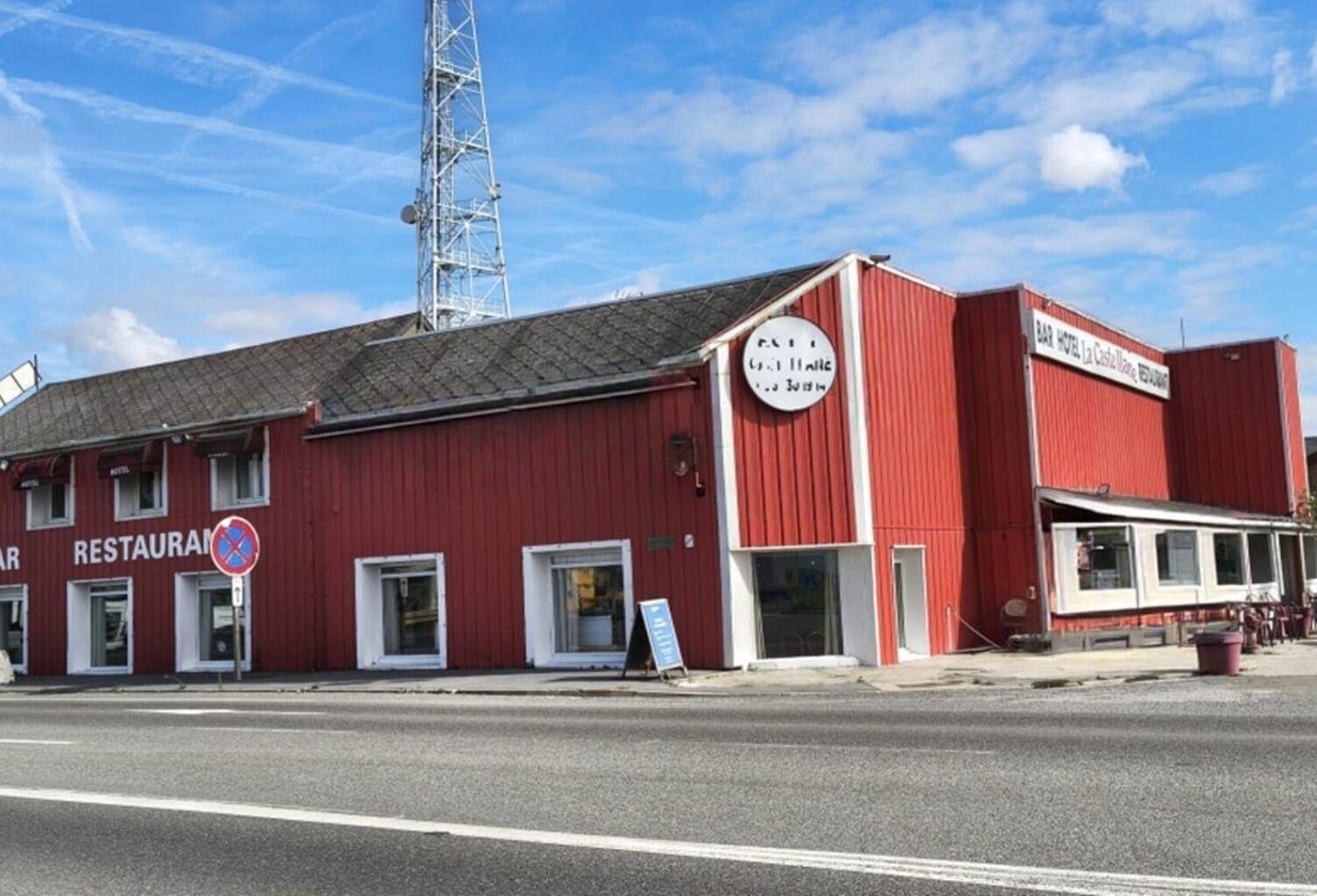 Vente Hôtel-restaurant 987 m&sup2; — photo 1