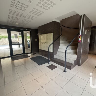 Appartement 3 pièces 248500 €