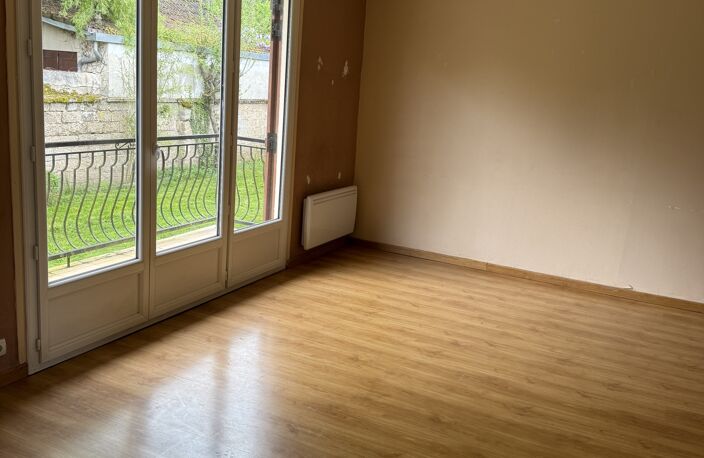 Vente Maison/villa 4 pièces — photo 2