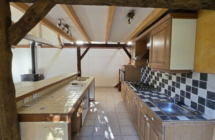 Maison en pierre de 5 pièces principales — photo 3