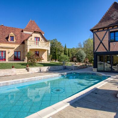 Maison 10 pièces 988000 €