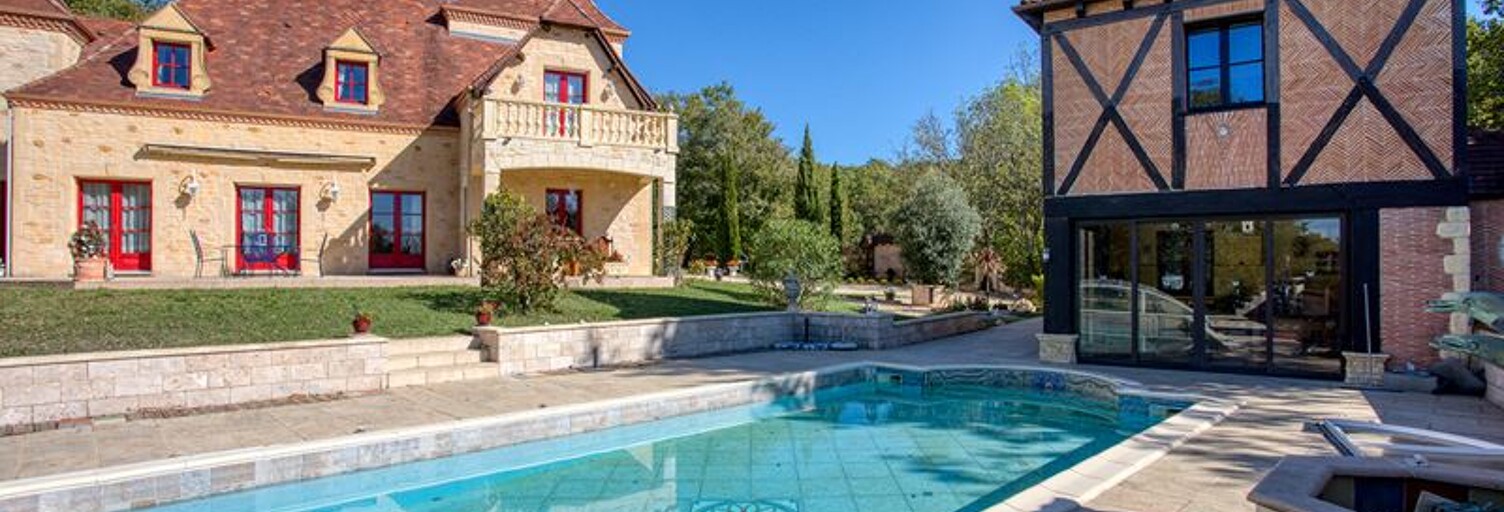 Maison 10 Pièces 270 m² à vendre à Castelnaud-la-Chapelle (24250)