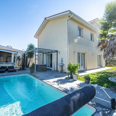 Maison 5 pièces 416960 €