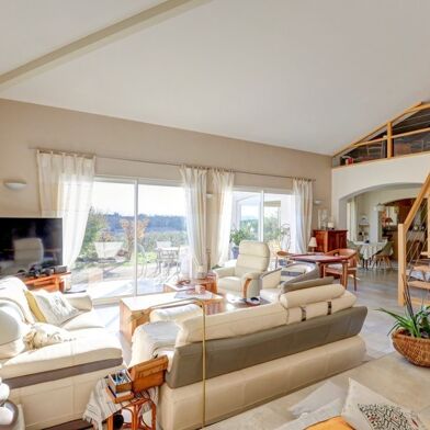 Maison 5 pièces 440000 €