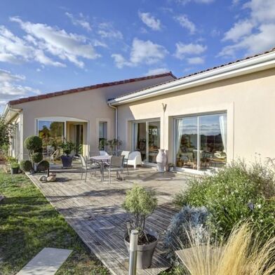 Maison 5 pièces 440000 €