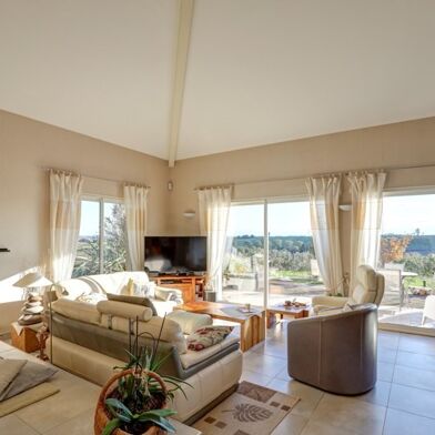 Maison 5 pièces 440000 €