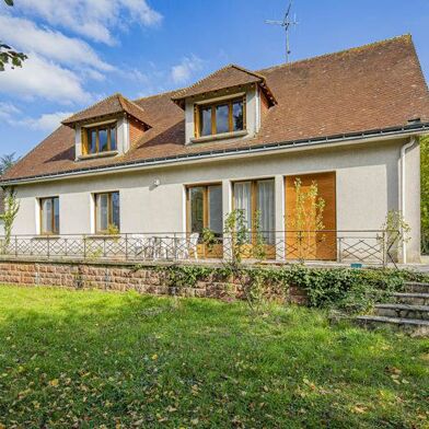 Maison 9 pièces 298000 €