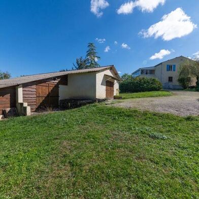 Maison 5 pièces 220500 €