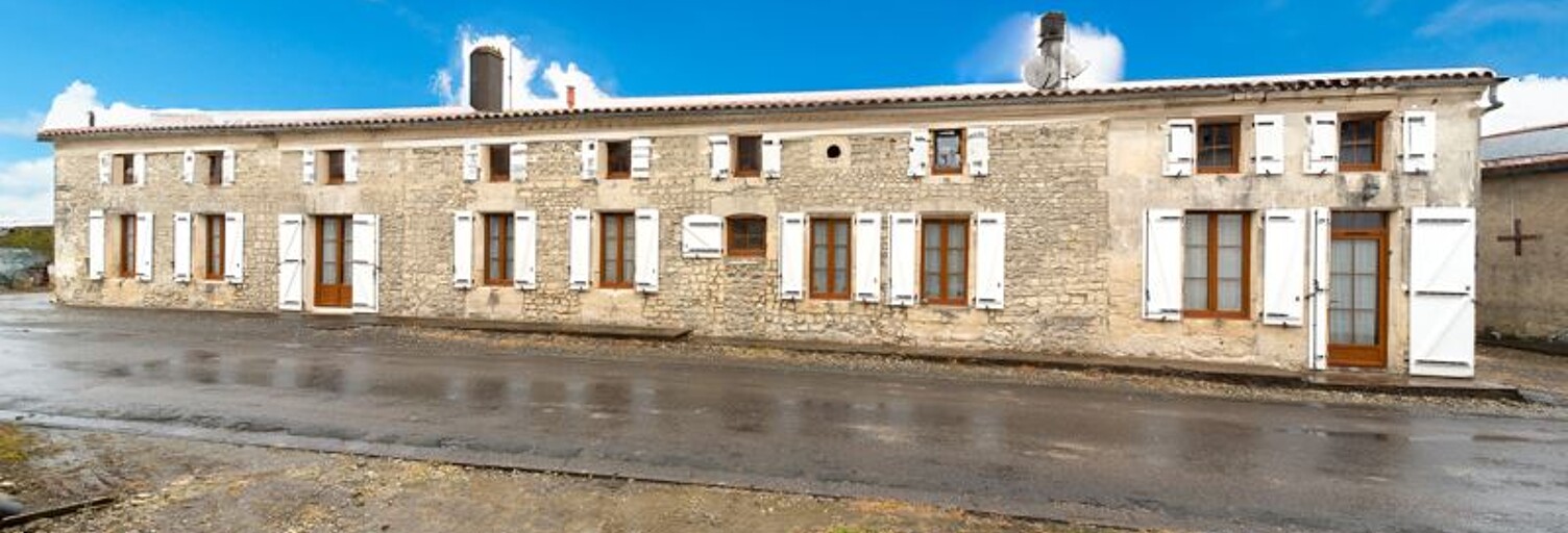 Maison 10 Pièces 275 m² à vendre à Sainte-Ramée (17240)