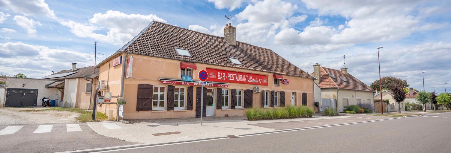 Immeuble  338 m² à vendre à Voué (10150)