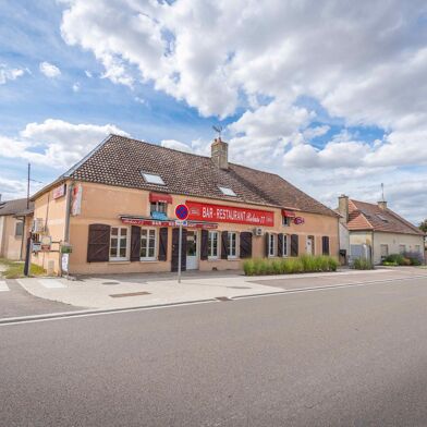 Immeuble  149800 €