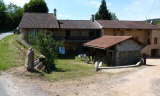 Maison 4 Pièces 113 m² à vendre à Saint-Pierre-le-Vieux (71520)