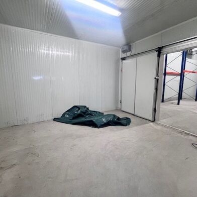 Commerce  106400 €