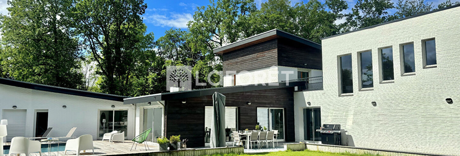 Maison 10 Pièces 400 m² à vendre à Mérignies (59710)