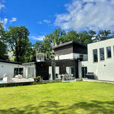 Maison 10 pièces 1095000 €