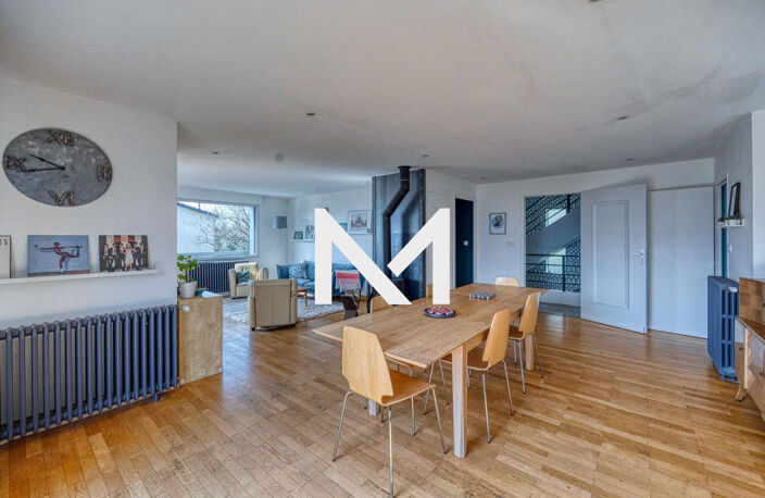 MAISON FAMILLIALE AVEC PISCINE — photo 4
