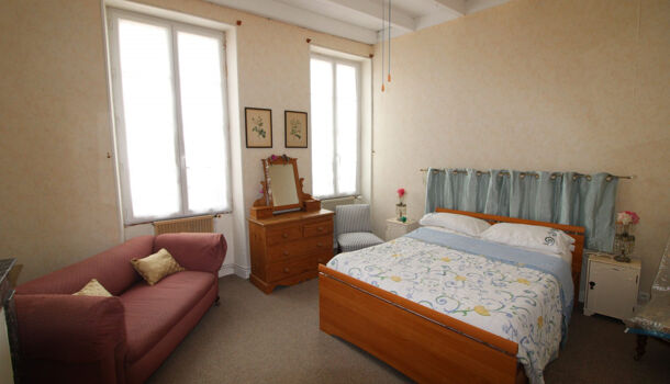 Villa / Maison 4 pièces  à vendre Pons 17800