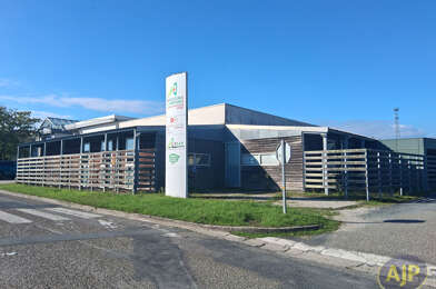 Immeuble  696630 €