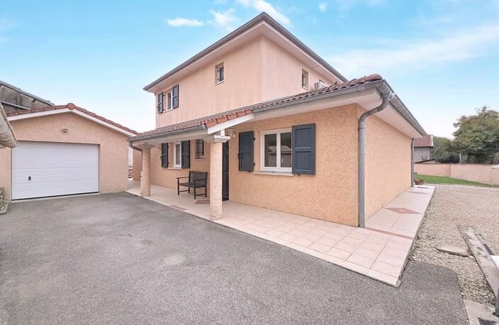 Maison T7 avec garage et piscine — photo 5