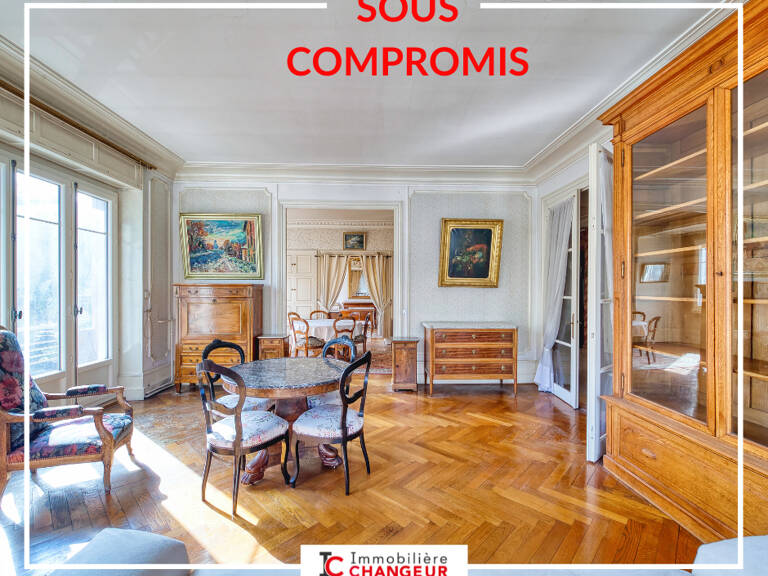 Appartement 5 Pièces + cuisine Cours Sénozan 149 m² avec ASCENSEUR — photo 1