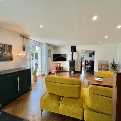 Maison 5 pièces 381600 €