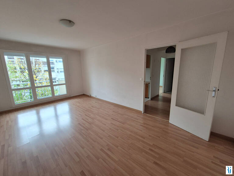 F2 PARKING CHAUFFAGE COMPRIS - ROUEN RUE DES CAPUCINS — photo 1