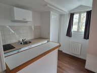 F1 DERNIER ETAGE - RUE SAINT PATRICE — photo 2