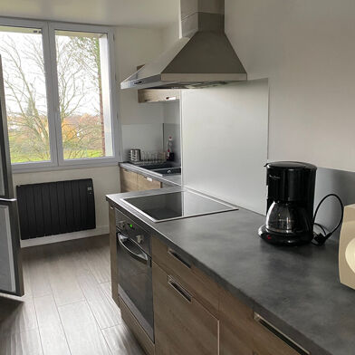 Appartement 3 pièces 730 €