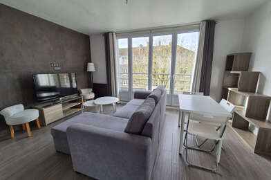 Appartement 3 pièces 730 €