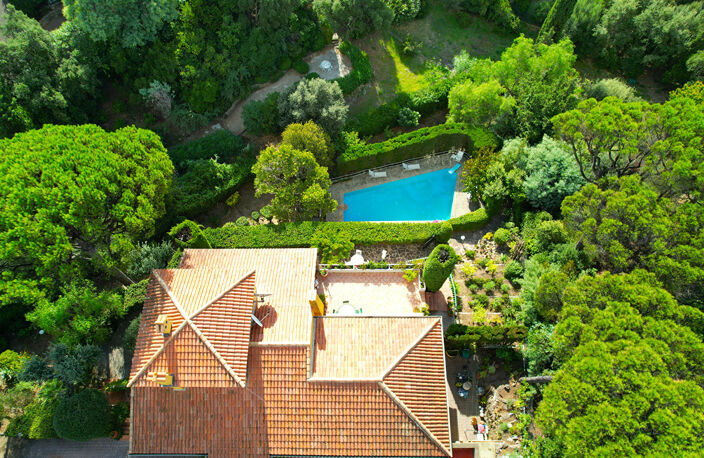 VILLA VUE MER SUR LE GOLFE DE SAINT TROPEZ DE 200 M² SUR SAINTE MAXIME — photo 4