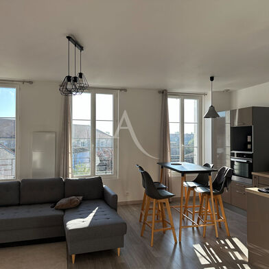 Appartement 4 pièces 257250 €
